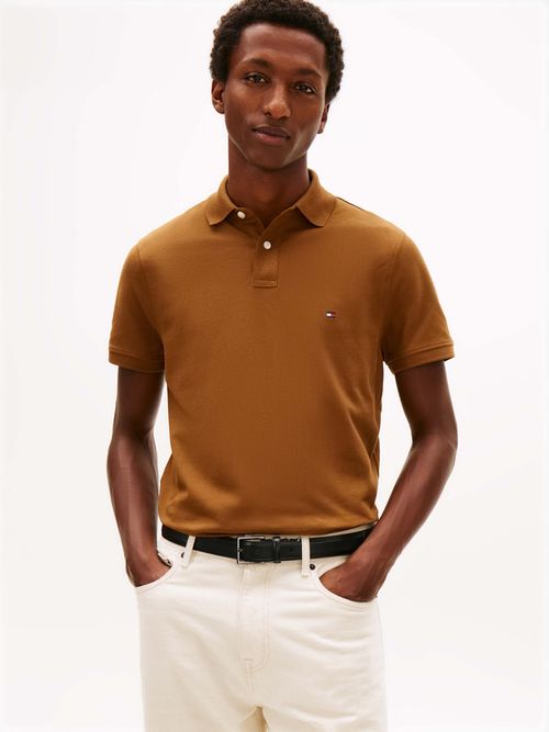 Polo-Clasico-Con-Tapeta-Y-Logo-Ideal-Para-Un-Look-Smart-Casual-De-Hombre-Tommy-Hilfiger-MW0MW32346-GWP