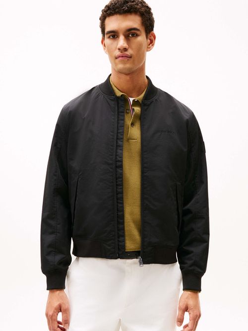 Chamarra-Funcional-Con-Diseno-Clasico-Y-Branding-Iconico-De-Hombre-Tommy-Hilfiger-MW0MW41959-BDS