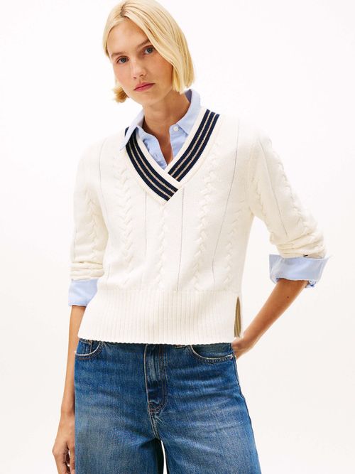 Sueter-Clasico-Y-Versatil-Con-Punto-Suave-Y-Logo-Distintivo-De-Mujer-Tommy-Hilfiger-WW0WW47398-AEF