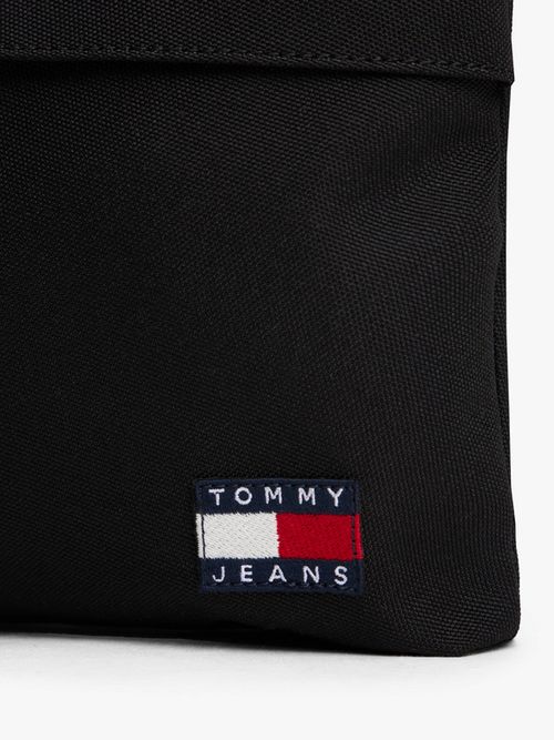 Bolso-Sacoche-Essential-Con-Bandolera-Y-Logo-De-Hombre-Tommy-Jeans-AM0AM13694-BDS