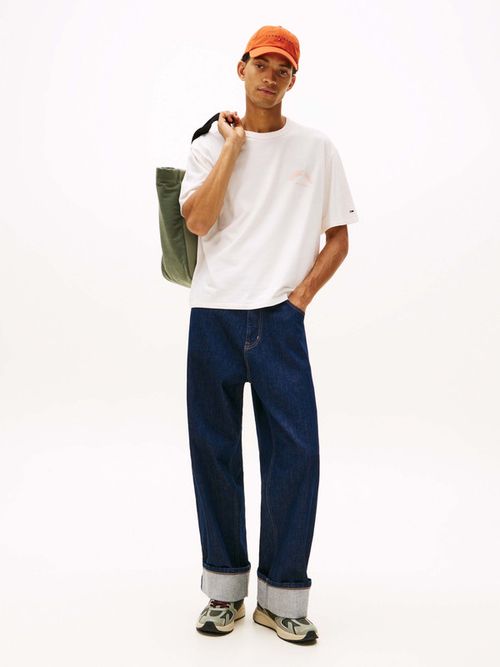 Playera-90S-Western-Con-Logo-De-Hombre-Tommy-Jeans-DM0DM22059-YBH