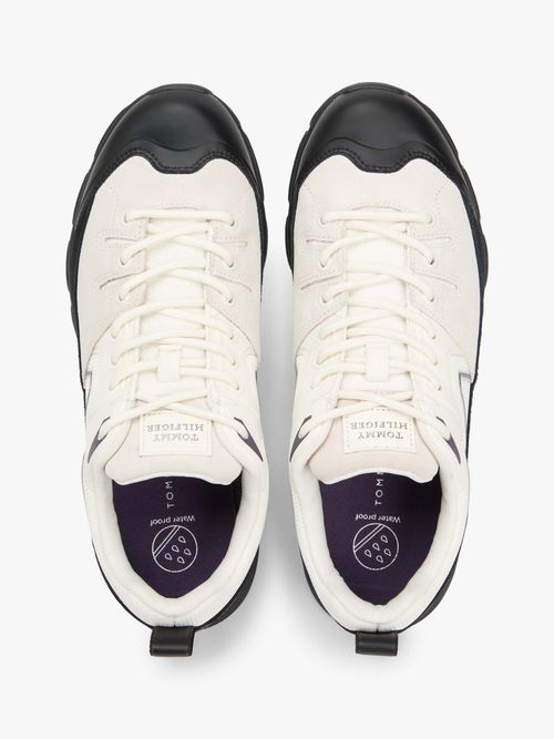 Tenis-modernos-de-uso-diario-con-suela-comoda-y-logo-FM0FM05723-YBL