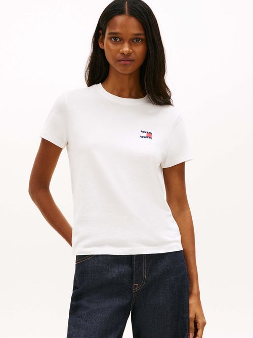 Playera-De-Punto-Con-Logo-Ondulante-De-Mujer-Tommy-Jeans-DW0DW22274-YBL