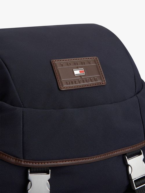 Mochila-Casual-Con-Solapa-Y-Bolsillos-De-Hombre-Tommy-Hilfiger-AM0AM14143-DW6