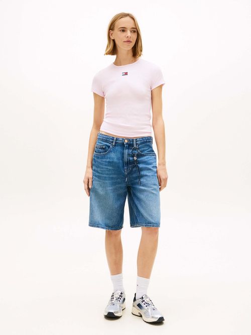 Playera-Slim-Acanalada-Con-Parche-De-Mujer-Tommy-Jeans-DW0DW17881-TN9