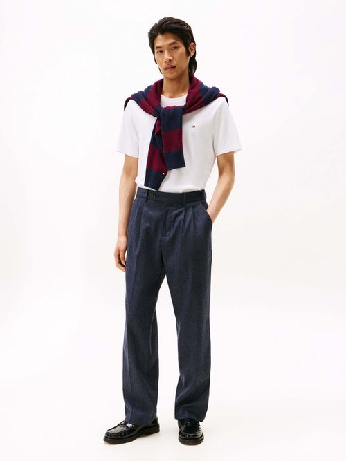 Playera-De-Cuello-Redondo-Y-Punto-Interlock-De-Hombre-Tommy-Hilfiger-MW0MW37508-YBR