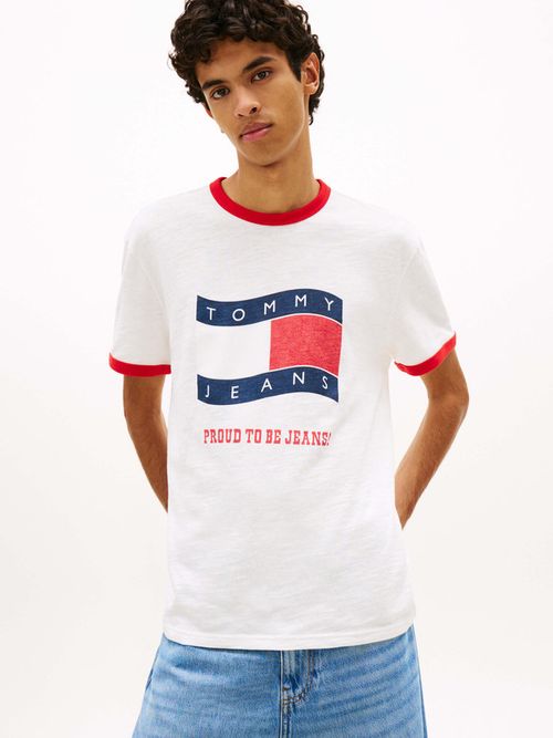 playera-de-punto-texturizado-con-logo-de-hombre-tommy-jeans-dm0dm22537-ybl
