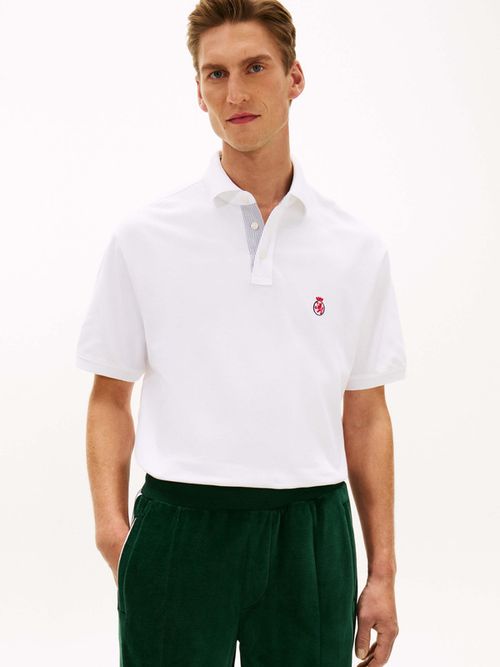 polo-heritage-de-corte-clasico-con-escudo-de-hombre-tommy-hilfiger-mw0mw43096-ybr