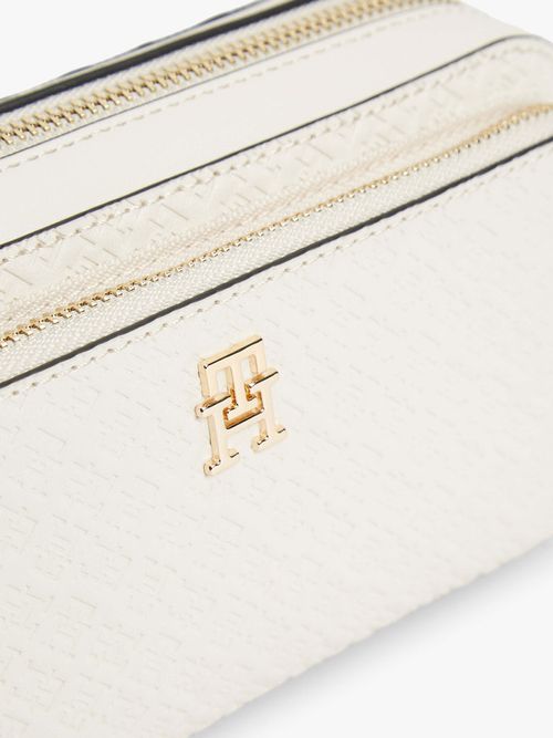 bolso-bandolera-tipo-camara-con-monogramas-th-de-mujer-tommy-hilfiger-aw0aw18414-aeo