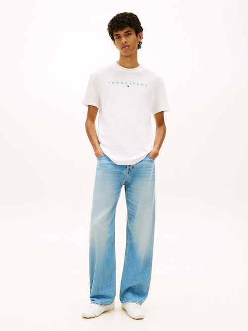 playera-de-punto-con-logo-lineal-bordado-de-hombre-tommy-jeans-dm0dm20744-l5y