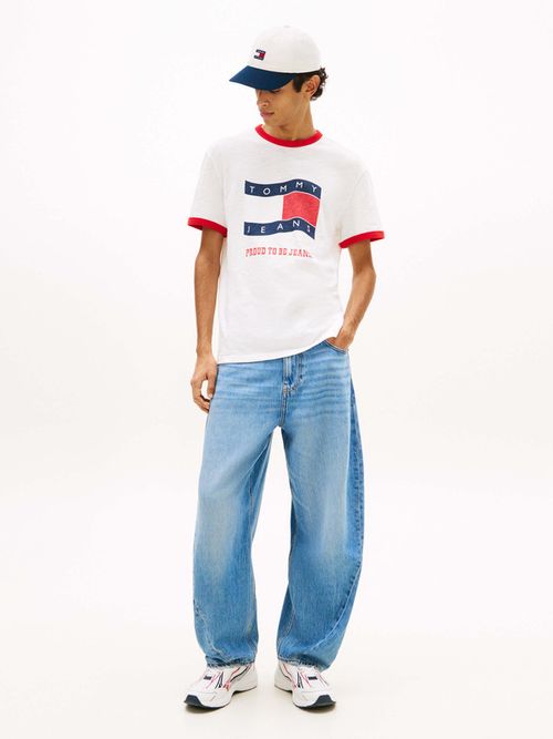 playera-de-punto-texturizado-con-logo-de-hombre-tommy-jeans-dm0dm22537-ybl