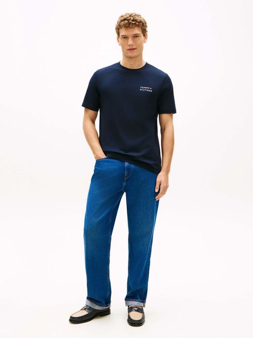 playera-brand-love-bordada-de-hombre-tommy-hilfiger-mw0mw42370