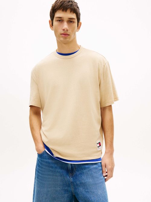 playera-con-logo-tommy-hilfiger-en-la-parte-trasera-para-hombre-dm0dm22519-ab9