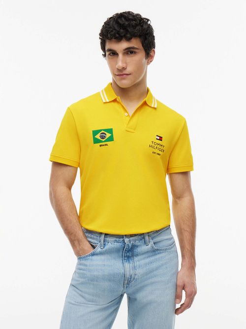 polo-corte-regular-con-bandera-de-brasil-para-hombre-mw0mw43870-zgs