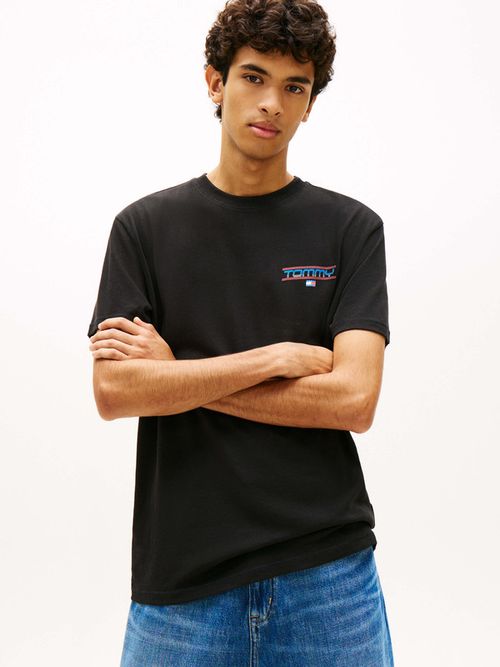 playera-con-diseño-poster-tommy-jeans-dm0dm22541-bds