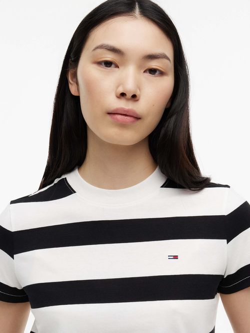 playera-de-rayas-con-logo-para-mujer-dw0dw23801-0aq