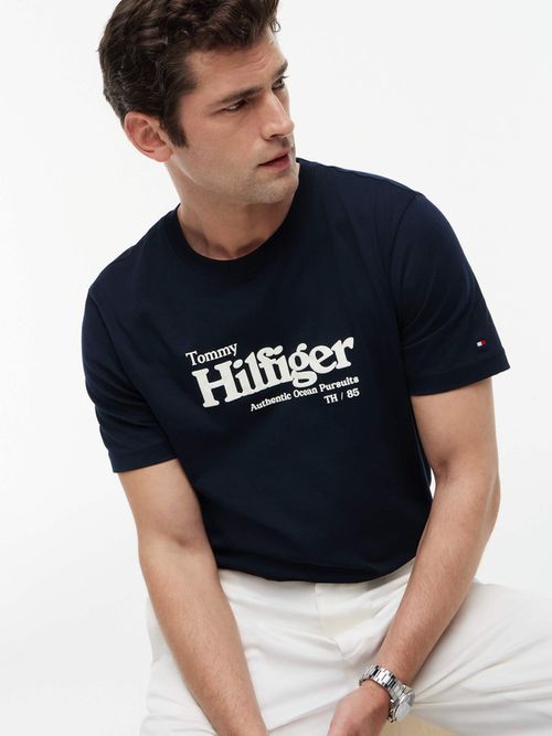 playera-de-punto-con-logo-grafico-para-hombre-mw0mw43448-dw5