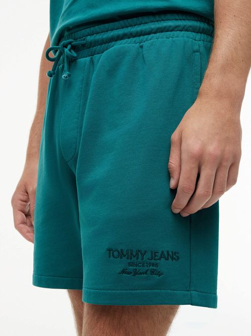 playera-oversize-classic-con-logo-tonal-para-hombre-dm0dm22696-l8j