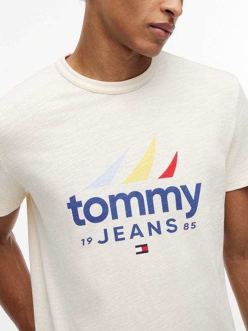 playera-cuello-redondo-con-diseno-para-hombre-dm0dm23187-aef