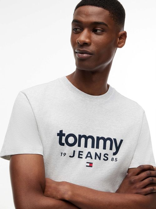 playera-con-logo-tommy-jeans-para-hombre-dm0dm23376-p08