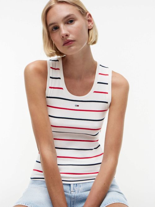 playera-slim-acanalada-de-cuello-redondo-amplio-para-mujer-dw0dw20673-0fb