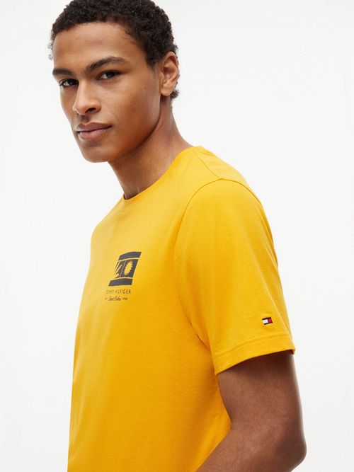 playera-de-cuello-redondo-de-punto-con-grafico-de-logo-para-hombre-mw0mw43228-sgv