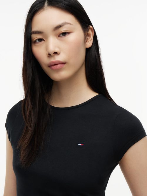playera-manga-corta-con-logo-para-mujer-dw0dw22802-bds