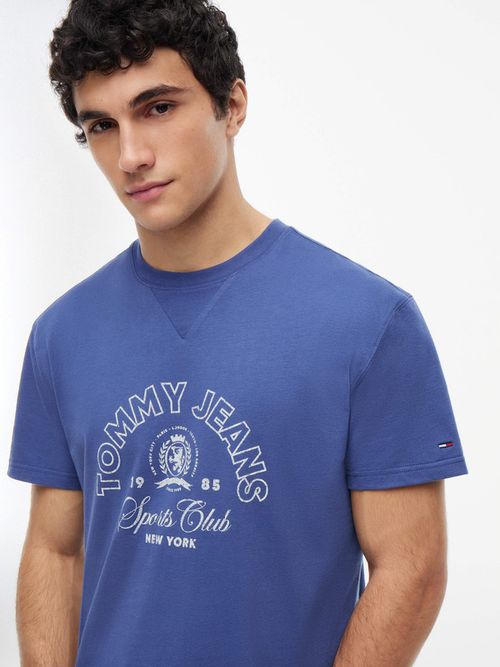 playera-de-punto-aterciopelado-con-escudo-dm0dm23175-c6q