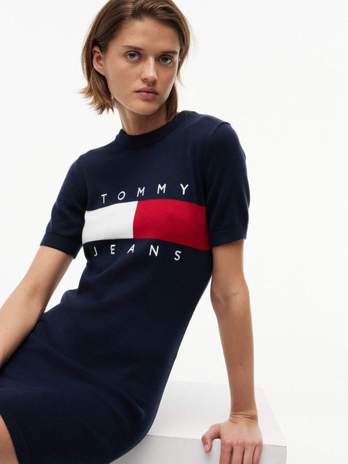 vestido-corto-con-logo-tommy-hilfiger-para-mujer-tommy-jeans-dw0dw22853-c1g